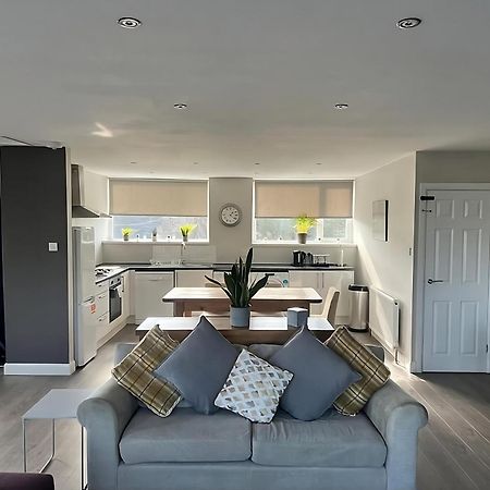 Spacious 2 Bed Ribble Valley Apartment Μπλάκμπερν Εξωτερικό φωτογραφία